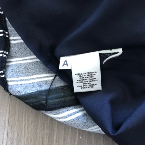 Ann Taylor Striped Sleeveless Shift Dress - Picture 5 of 5